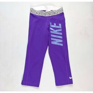 NIKE PRO CORE Compression Capris Leggings Running Size XS NWT